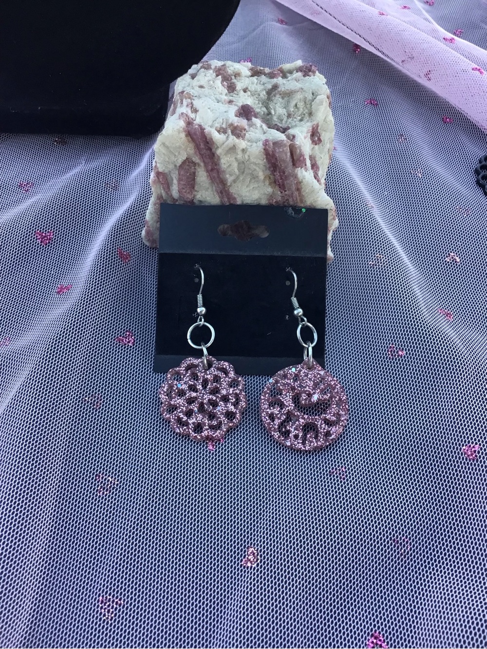 Sparkling Pink Resin Cut Out Mis-Match Disc Drop Earrings